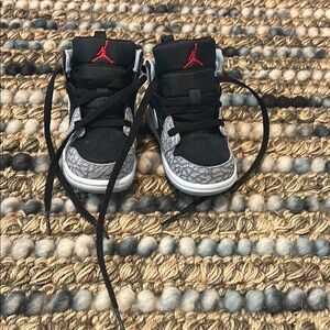 Toddler Jordan Black and Gray Mid-Top Sneakers with Cement Print
